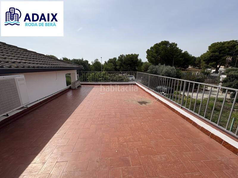 Foto c0fddfea-ddad-4374-9540-ab5cb7b106f9. Haus mit parking in Roda de Barà