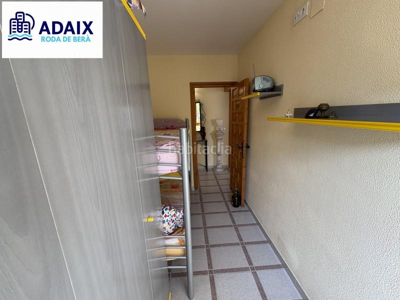 Foto f5c03a10-55dc-4ac2-bdec-03b51e859c26. Haus mit parking in Roda de Barà