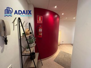 Geschäftsraum in Carrer del vendrell 29. Local en venta en  roda de berà, tarragona