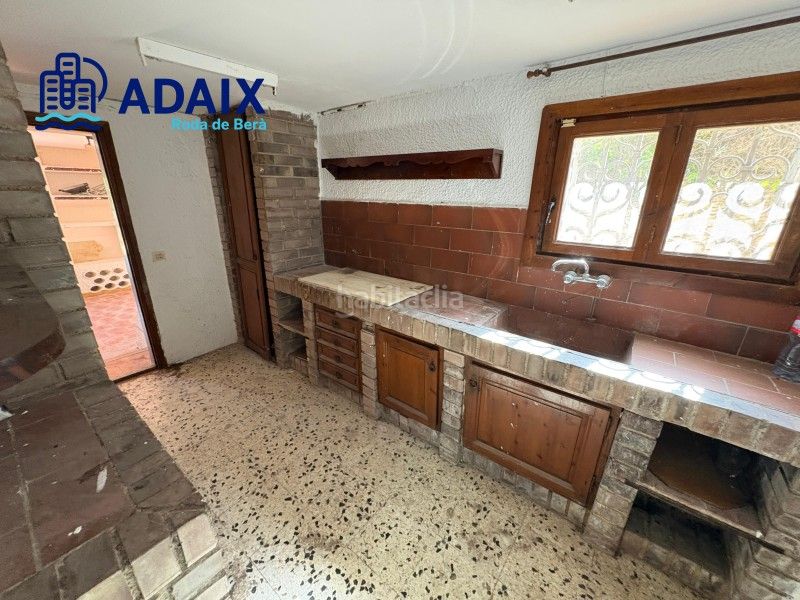 Foto 6e403c05-d8e3-4b36-94f8-21db5ec75d90. Casa amb aparcament piscina a Roda de Barà