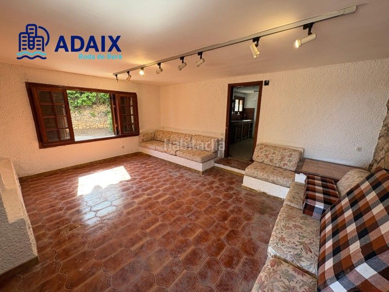 Foto 986f3910-cd59-47d1-b329-d4aa8ef04798. Casa amb aparcament piscina a Roda de Barà