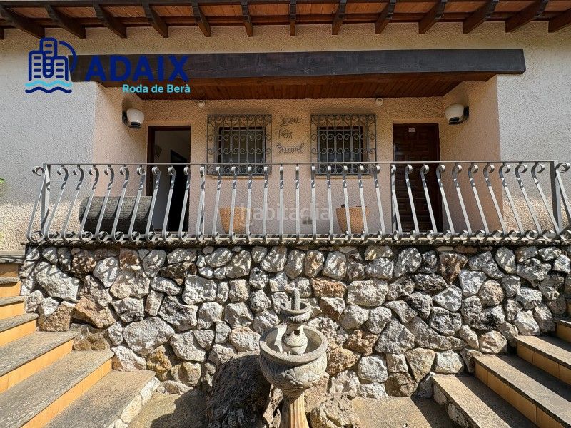 Foto a2ed5c70-3e04-4c62-b4ee-7089ef2d6661. Casa amb aparcament piscina a Roda de Barà