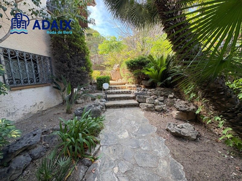Foto bb9c5bdd-49ad-4b94-aaec-a9779f211d97. Casa amb aparcament piscina a Roda de Barà