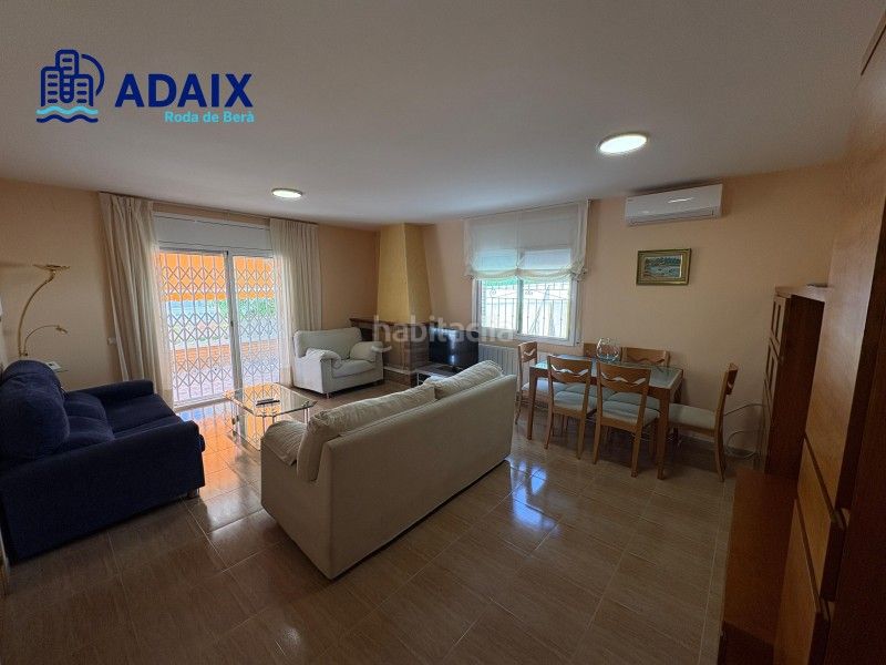 Foto 0008d094-6564-40f8-a428-2cc4da96df37. Casa amb calefacció aparcament a Roda de Barà