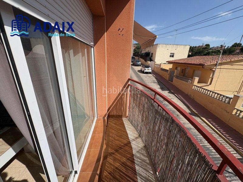 Foto 04e89d8c-59ed-41ff-9900-0a2c800a0377. Casa adossada amb calefacció aparcament a Roda de Barà