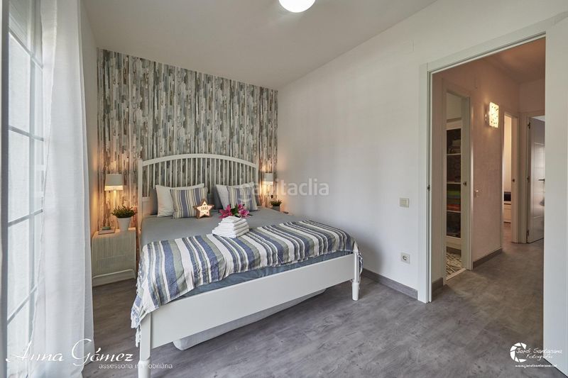 Foto 2d25bbcb-085c-4225-9a05-d0cdca535767. Casa adossada amb aparcament a Cunit residencial Cunit