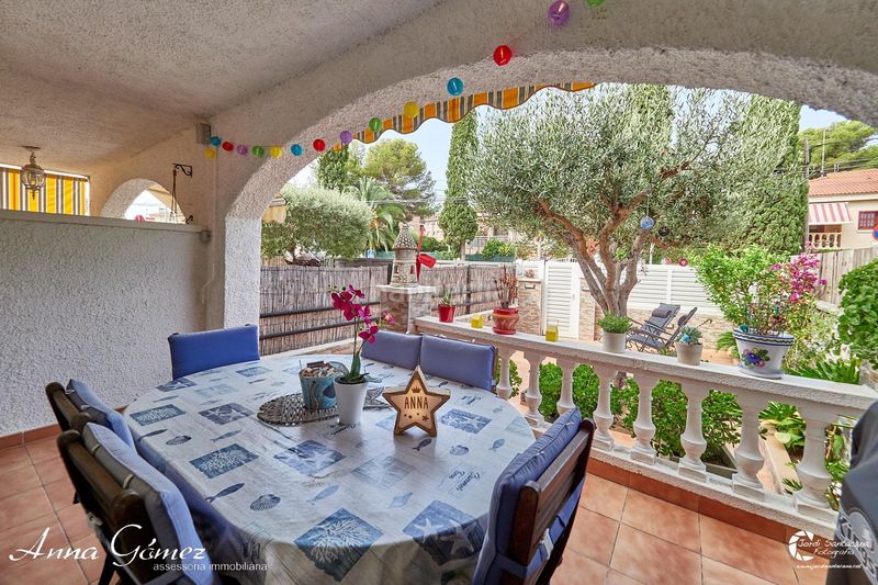 Foto ac4d5e77-cc52-4938-8849-39abacf06cfe. Casa adossada amb aparcament a Cunit residencial Cunit