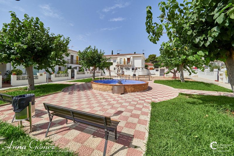 Foto cd6028e1-47de-4e2f-ac79-1f178796462e. Casa adossada amb aparcament a Cunit residencial Cunit