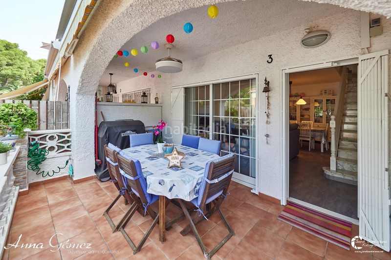 Foto df5d32aa-7898-4e20-8d51-1a5f51d01ecb. Casa adossada amb aparcament a Cunit residencial Cunit