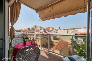 Appartement à Centre. Piso en el centro de el vendrell cruce  doctor robert.