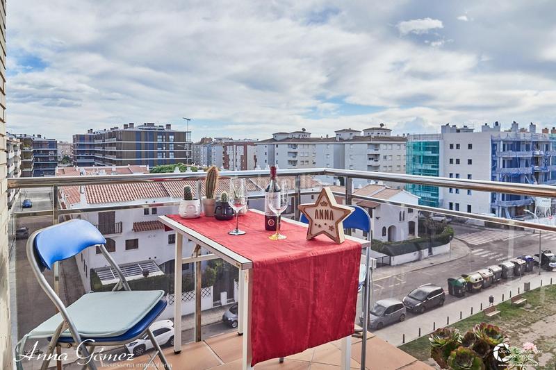 Foto 7ba81e13-ee26-4ef7-b1ed-a86ed22abf53. Attique avec chauffage parking piscine dans L´Estany Calafell