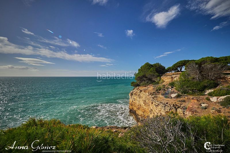 Foto a64654e1-890d-43ec-bb8b-ef1f33b480da. Casa adossada amb aparcament a Els Munts Torredembarra