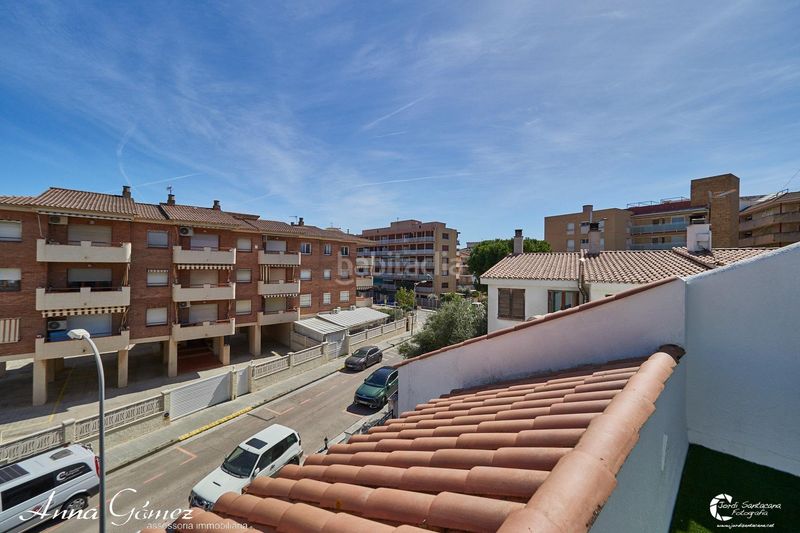 Foto 8cb1ad55-dc50-46eb-8955-f28a49d412f5. Casa adossada amb calefacció aparcament a Can Toni Cunit