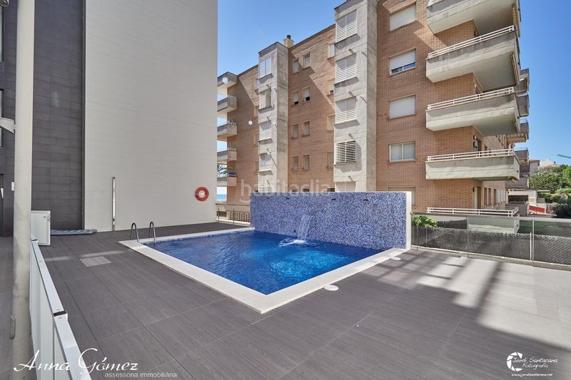 Foto 202d93a1-1bd4-4aad-a575-b8dd98e047c2. Planta baixa amb calefacció aparcament piscina a Calafell