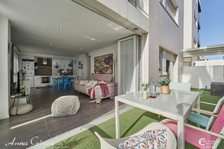 Planta baja en L´Estany. Exclusiva planta baja en primera línea de mar  calafell