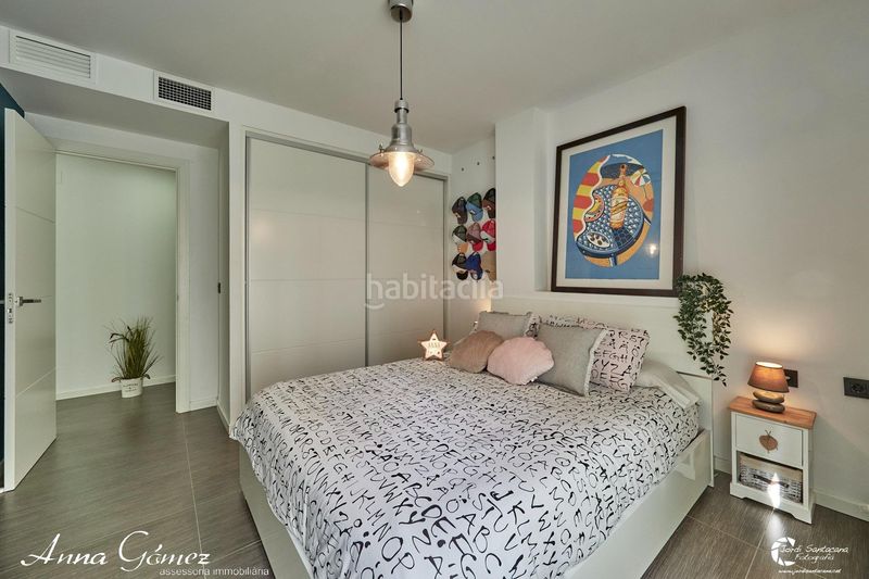 Foto ac730e32-8c0d-4b7b-96e3-fa5e02eacf5e. Planta baixa amb calefacció aparcament piscina a Calafell