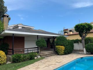 Rent Chalet in Bellamar