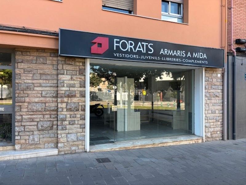 Foto 261f8de9-4025-4cd5-bb9e-1888a6d54949. Local comercial amb calefacció a Montesa Esplugues de Llobregat