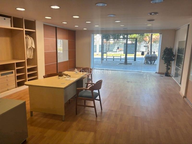 Foto 53963ea7-6a6b-499c-8f8d-e687767b3f97. Local comercial amb calefacció a Montesa Esplugues de Llobregat