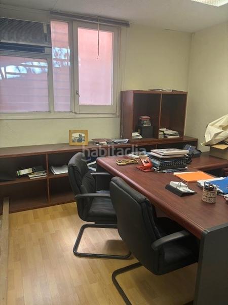 Foto e9c91672-883f-424c-ae52-525ad6928dbe. Local comercial amb calefacció a Montesa Esplugues de Llobregat