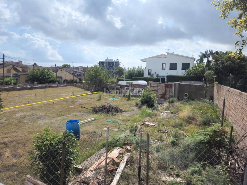 Foto 49a8bfc1-5ec4-4d00-9aa2-a517ae155f60. Terreno residencial en passeig de la falguera 4 en Viladecans