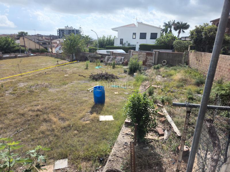 Foto 5763cad6-c95b-4844-8515-c6505c5b3cc0. Terreno residencial en passeig de la falguera 4 en Viladecans