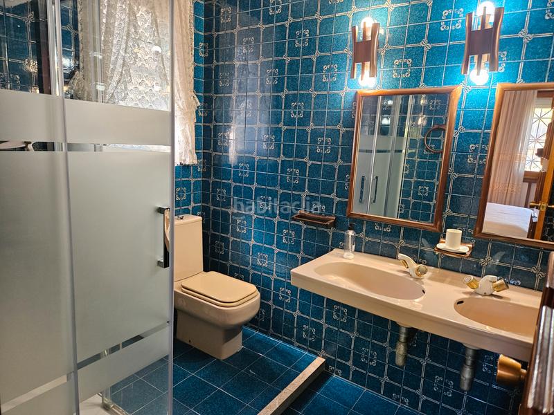 Foto c36054e2-b99f-471b-aec7-6d938d175f82. Chalet con camino riscaldamento parcheggio in Lluminetes Castelldefels