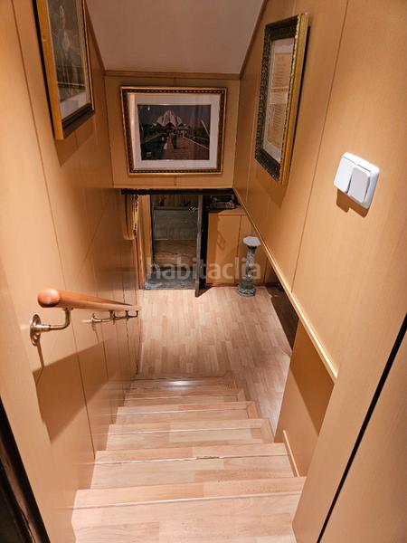 Foto b445d23a-75db-4b7e-b4cd-05b7b22a2993. Xalet amb xemeneia calefacció aparcament a Lluminetes Castelldefels