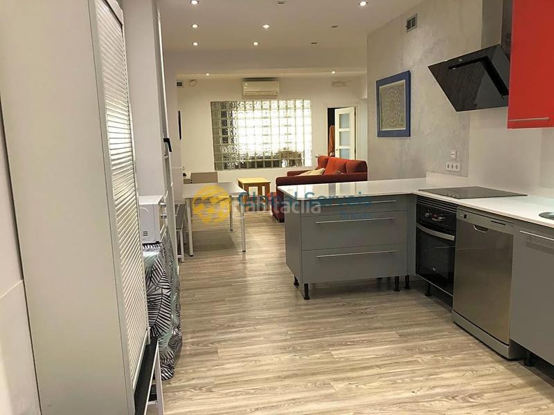 Foto 2b15a1ae-83da-49a1-b2ca-3bbca21f11e4. Locale commerciale in Carmel Barcelona