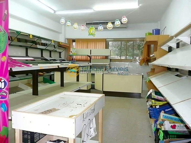 Foto 0673d34f-672e-4d33-96ca-c3dce6e55851. Rent business premise in Abrera
