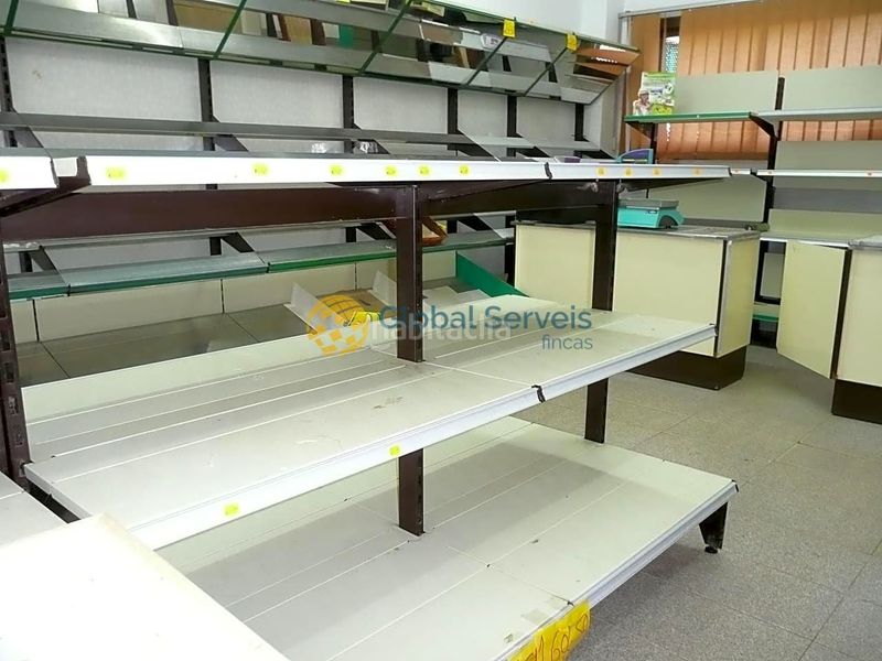 Foto 07302beb-1eb1-4570-b8d0-9a59b8aa69f3. Rent business premise in Abrera