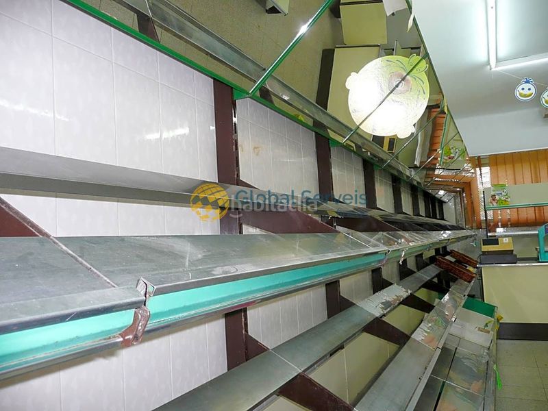Foto a802cf4f-6cca-4f2b-8164-1ca31b31d9e1. Rent business premise in Abrera