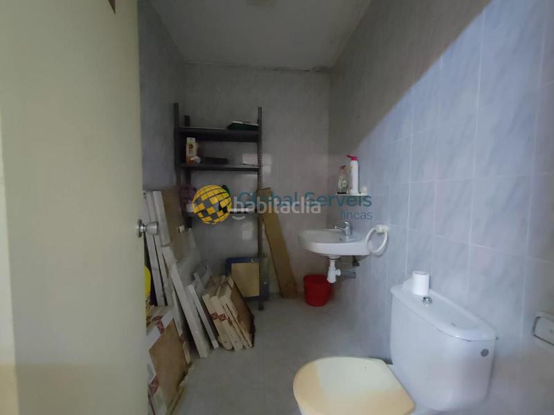 Foto 0ab815fe-d714-4a66-9a78-c86c4d62ea65. Location local commercial dans Abrera