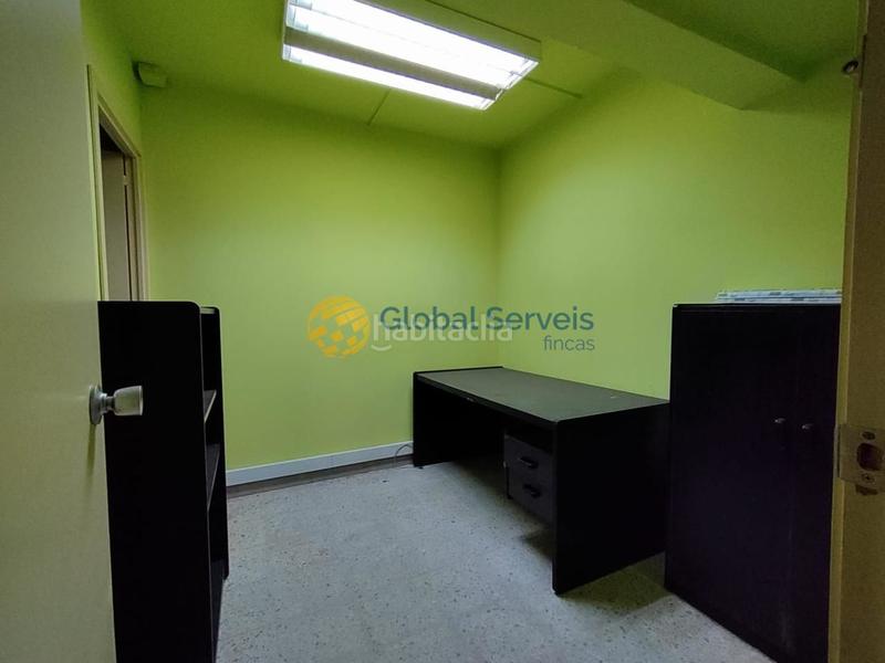 Foto 222132aa-dde4-468d-b0af-af9836b54a98. Location local commercial dans Abrera