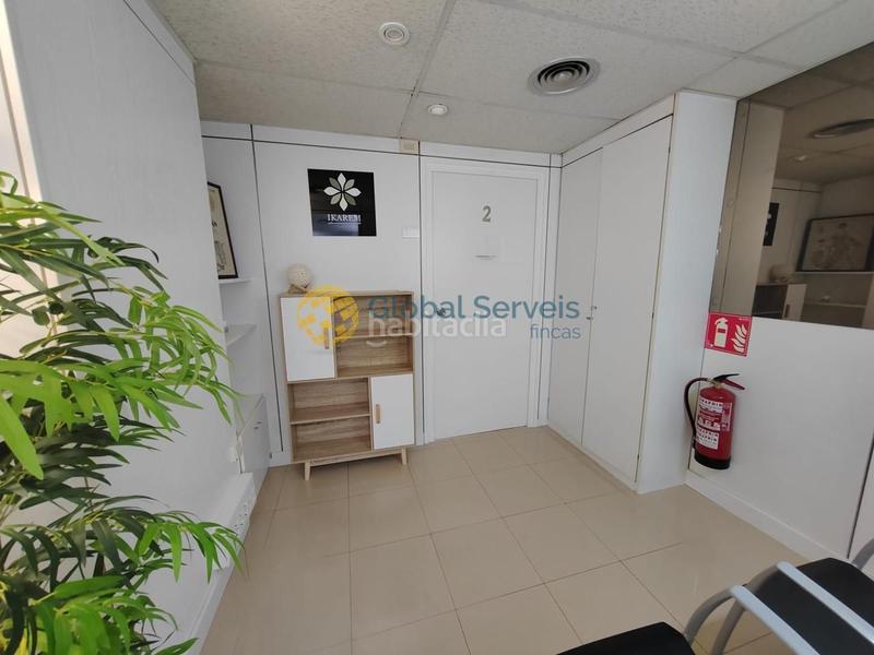 Foto 8c2d5b80-f3dd-4c5d-b605-747c2f25f170. Rent business premise in bonanova 69 in Tres Torres Barcelona