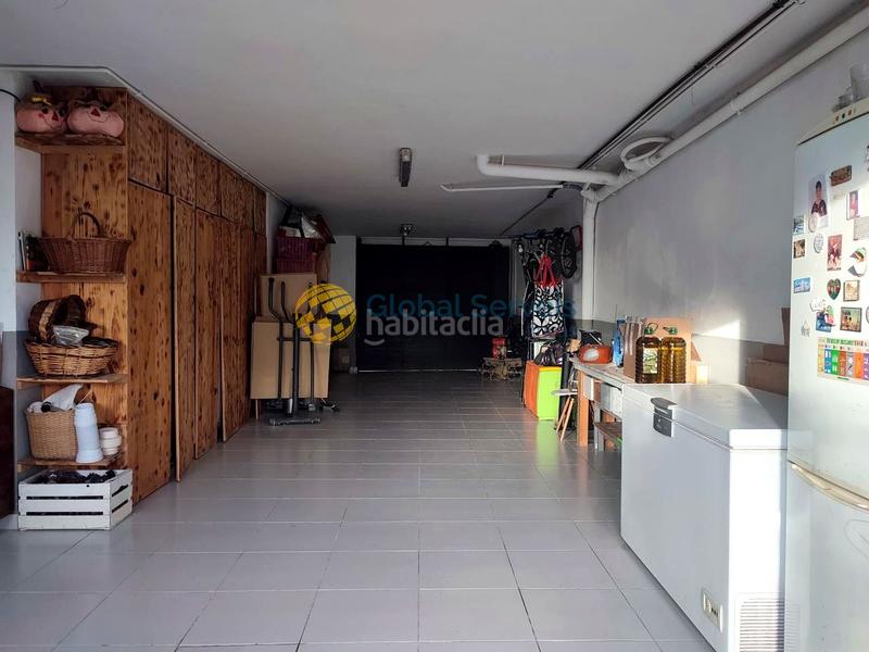 Foto 97f18088-dd48-4d02-8997-a97a57e2383d. Casa a schiera con riscaldamento piscina in Abrera