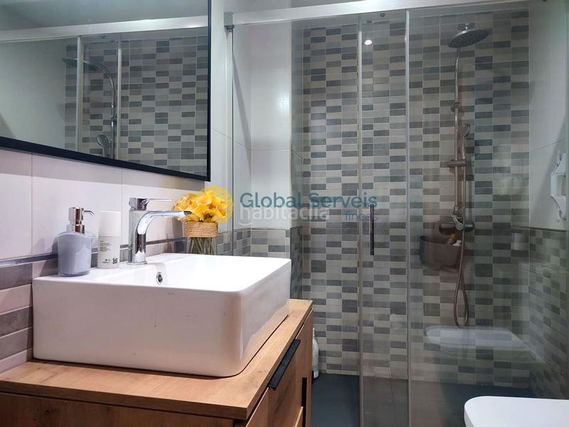 Foto c49ff320-eccb-4c0d-b7fa-130f7b16e6f3. Casa a schiera con riscaldamento piscina in Abrera