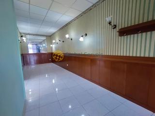 Lloguer Local Comercial  Carrer florida. Oportunidad única en el corazón de abrera!