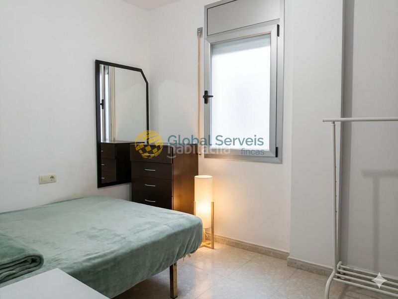 Foto aeaafa84-e04f-4f1e-92f7-b6ccd33dcc66. Pis amb aparcament a Abrera