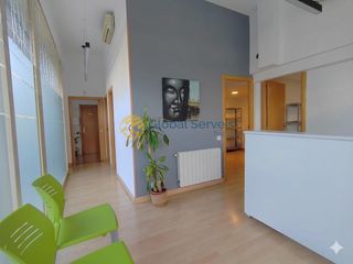 Rent Business premise  Passatge manresa. Tu próximo centro de negocios te espera