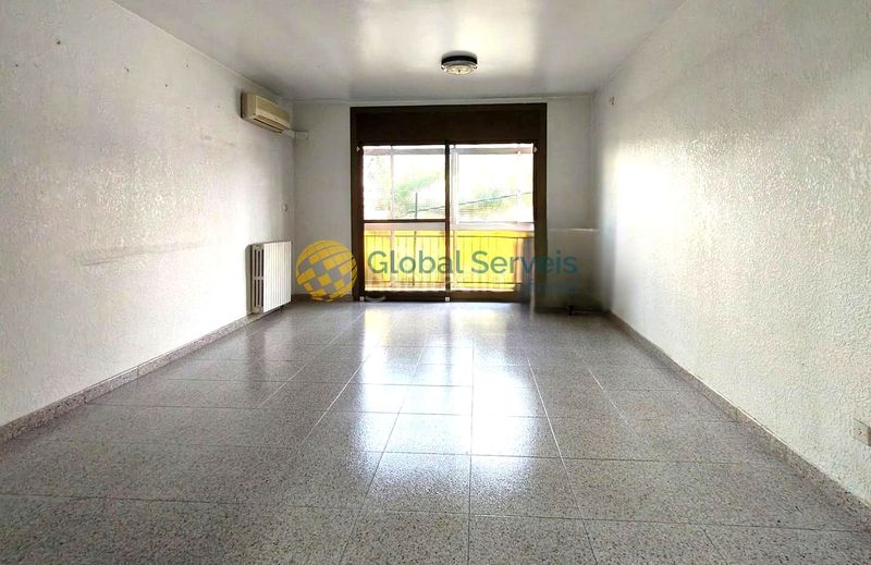 Foto 6609f859-5864-4363-b7f5-a61c78607fac. Planta baixa amb calefacció aparcament a Abrera