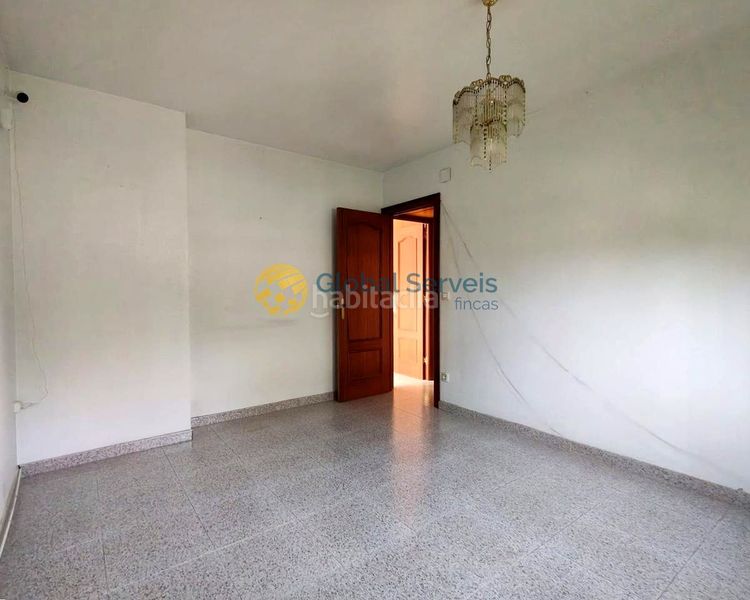 Foto 96832957-8181-4114-9100-f3582dd67594. Planta baixa amb calefacció aparcament a Abrera