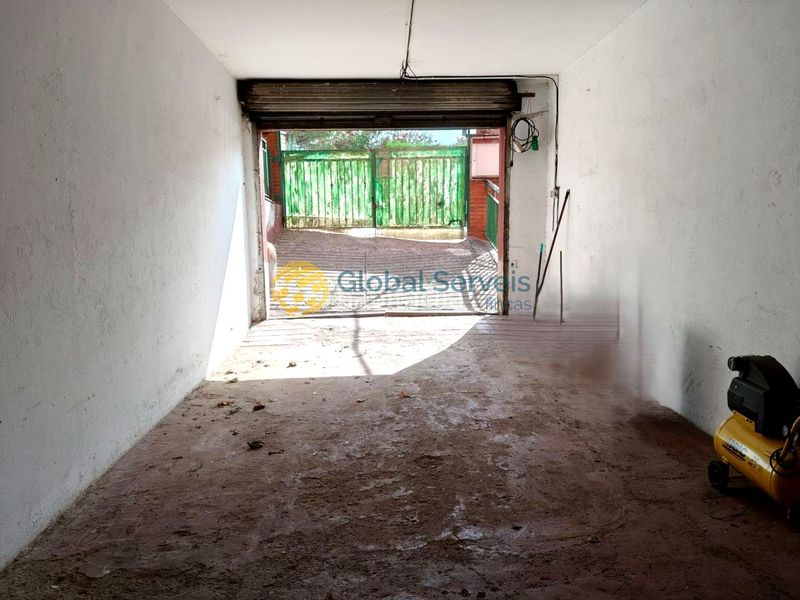 Foto e40d4dc8-e987-4309-bf74-ab042c720c56. Planta baixa amb calefacció aparcament a Abrera
