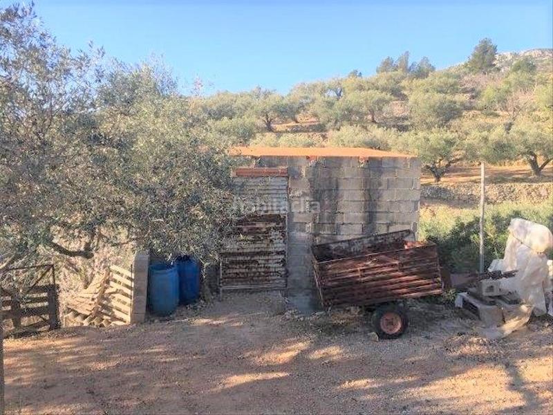 Foto b7f17239-008a-4da1-b652-92c351f1cd38. Chalet in Centre Tortosa