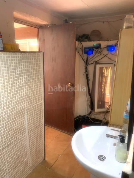 Foto df8952f9-9da8-48ad-8471-f49fbdecaf18. Masia a Camarles