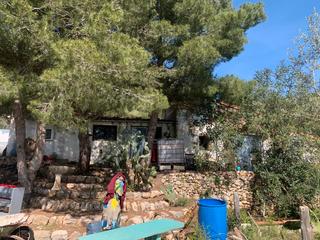 Masia a Urbanitzacions. Casa rustica / masia para reformar