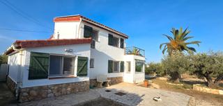 House in Ampolla (L´). Villa con piscina y licencia hutte y vistas al mar