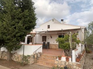 Masía en Urbanitzacions. Casa de campo de 3 dormitorios