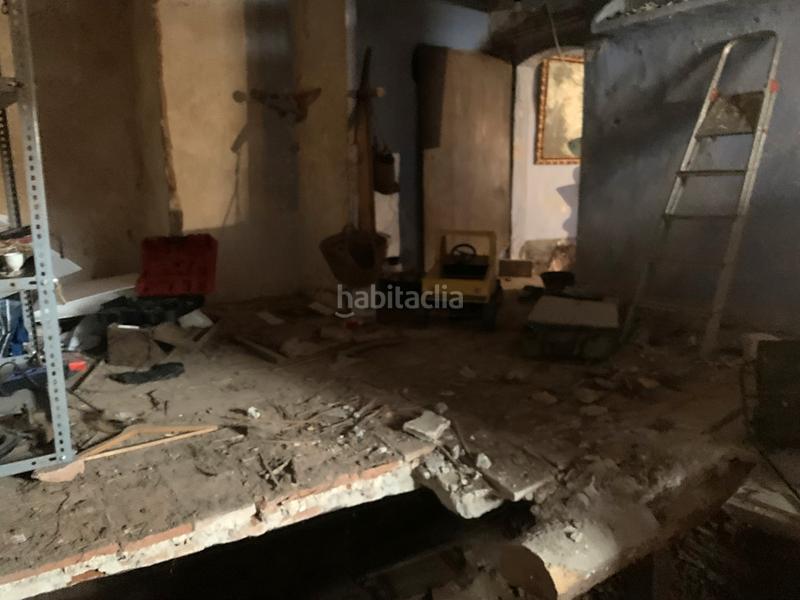 Foto 02bf4d1b-df73-43c5-a85c-8943b8978a44. Casa adossada amb xemeneia a Perelló (El)