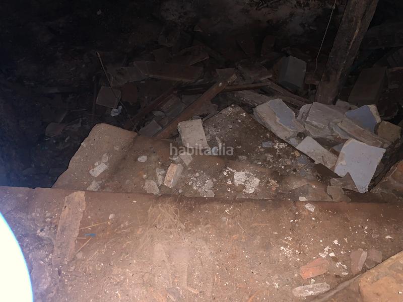 Foto 21bd48e8-de02-4c32-aa65-d6e15ce79345. Casa adossada amb xemeneia a Perelló (El)